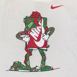Boys Nike Christmas T-shirt. Size Large.